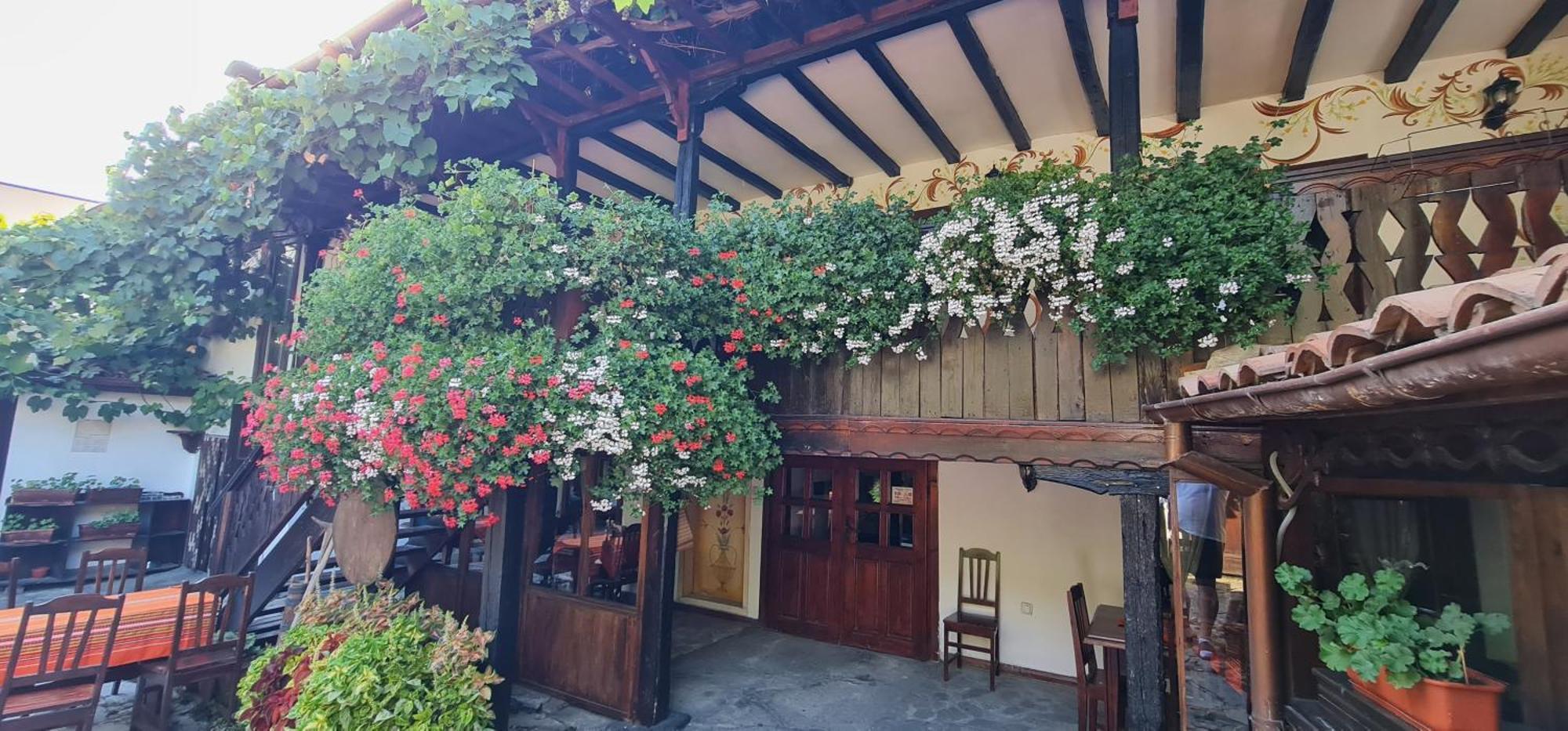 Стаи За Гости The Old House Velingrad Buitenkant foto